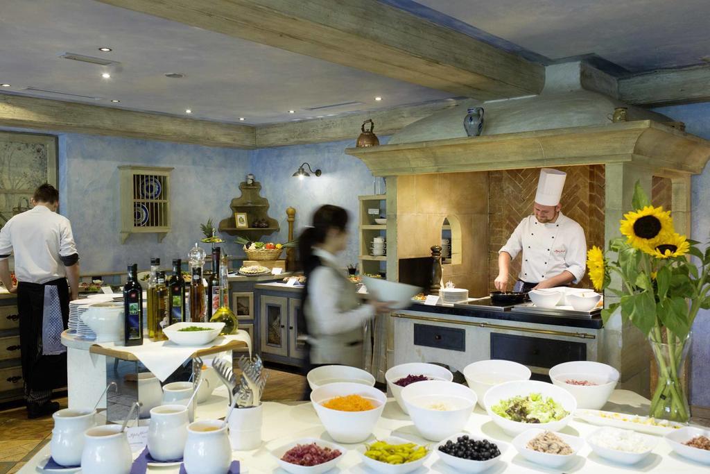 Hotel Pfalzblick Дан Екстериор снимка